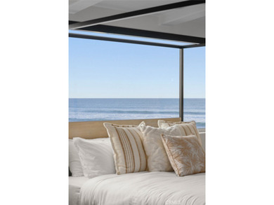 Oceanfront Home ! The very Best Location in Oceanside...2 SHORT