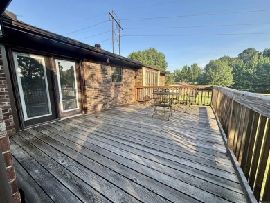 Beautiful home with golf course view.  This home is 2 br/2 Ba