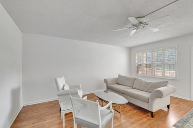 Motivated Seller!  Elevator right at your door.  Easy parking