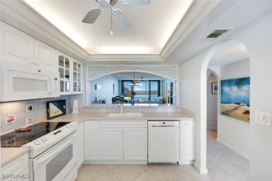 This turnkey 2 bed/2 bath unit is located on the 3th floor at