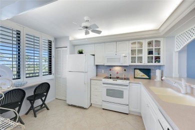 This turnkey 2 bed/2 bath unit is located on the 3th floor at