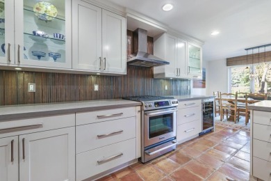 This Summit Condo offers a fantastic opportunity in the heart of