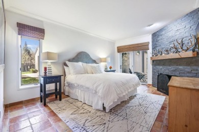 This Summit Condo offers a fantastic opportunity in the heart of