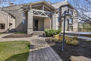 This Summit Condo offers a fantastic opportunity in the heart of