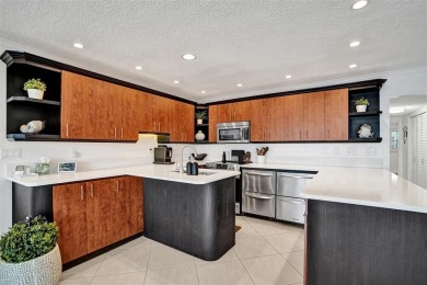 Completely open & very spacious 2 Bed, 2 Bath Waterfront condo