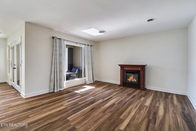 One-of-a-Kind Lakefront Townhome in Fairfield Glade - Fully