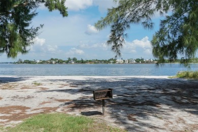 Live the island lifestyle in Lido Key's premier luxury community