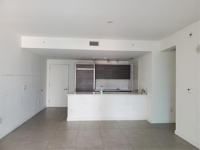 Stylish 1 bedroom apartment in the heart of Brickell!
Located