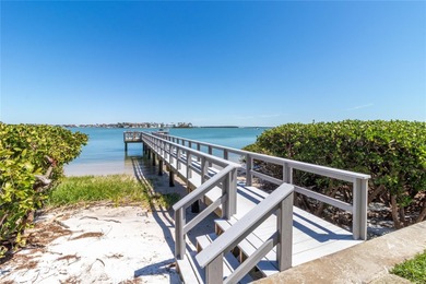 Welcome to Palma Del Mar, an established community reflecting