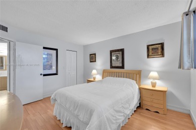 This Cross Fox Condominium unit is a tropical oasis in Fort