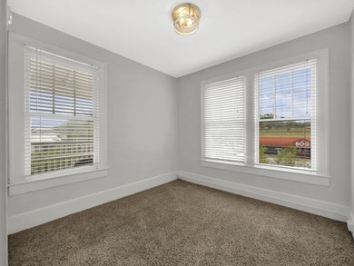 Unlock The Potential Of This Distinctive Cm-2 Zoned Property