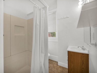 Unlock The Potential Of This Distinctive Cm-2 Zoned Property