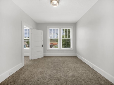 Unlock The Potential Of This Distinctive Cm-2 Zoned Property