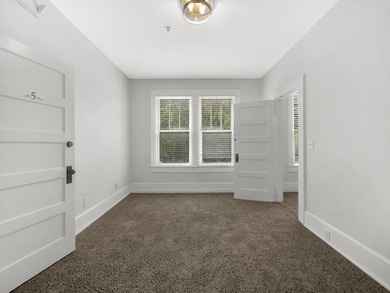 Unlock The Potential Of This Distinctive Cm-2 Zoned Property