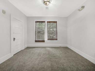 Unlock The Potential Of This Distinctive Cm-2 Zoned Property