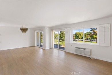 MOUNTAIN VIEW, right on GOLF COURSE! Largest Garden Villa floor