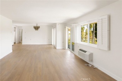 MOUNTAIN VIEW, right on GOLF COURSE! Largest Garden Villa floor