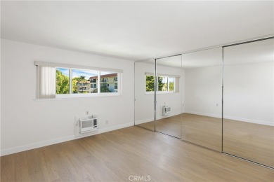 MOUNTAIN VIEW, right on GOLF COURSE! Largest Garden Villa floor