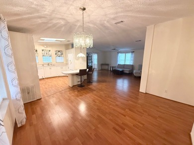 VERY CLEAN, WELL-MAINTAINED & MOVE IN READY!!! Located in a very