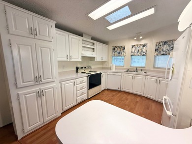 VERY CLEAN, WELL-MAINTAINED & MOVE IN READY!!! Located in a very