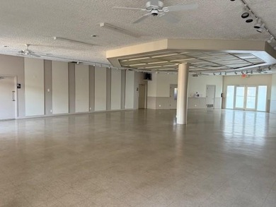 Cozy condo that is well priced in the heart of Lauderhill, FL