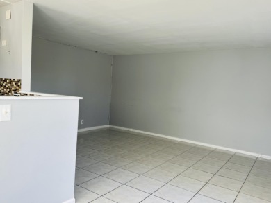 BEAUTIFUL REMODELED 2BED 1.1 BATH CONDO, SECOND FLOOR WITH