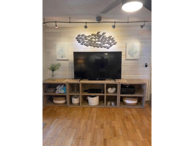 BOAT DOCK available for rent. TOP FLOOR 2 bed 2 bath corner unit