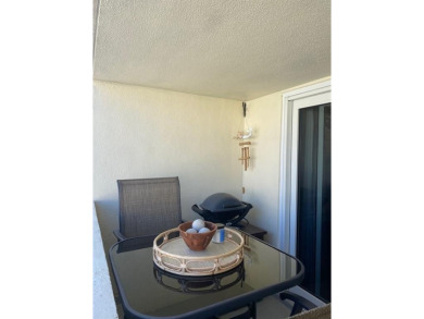 BOAT DOCK available for rent. TOP FLOOR 2 bed 2 bath corner unit