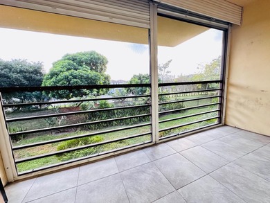 Immaculate and beautifully remodeled condo in the heart of