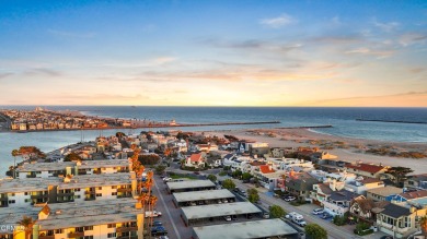 Live the Dream on Hollywood Beach with  Views & Elevator and