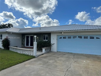 Caloosahatchee Riverfront gulf access property ready for a new