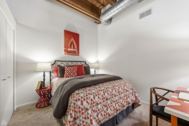 INVESTOR FRIENDLY and Move In Ready! Don't miss out on this 1Bed