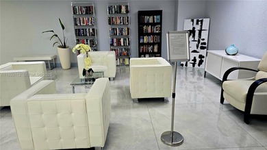 Beautiful, spacious condo ideally located near the beach, top