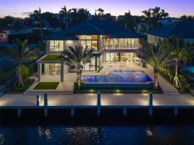 A statement of modern waterfront luxury, 24 Fiesta Way