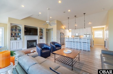 Oceanside home in Southern Shores just 600 ft from the beach