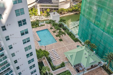 Centrally located in the heart of Brickell, this 1 bedroom, 1.5