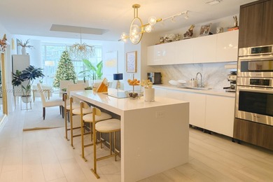 3/4 + fully enclosed den residence in PARAMOUNT MIAMI