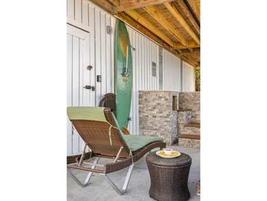 Driftwood on the RiverThis is a rare opportunity to own an