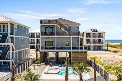 Welcome to 25 Grand View Drive, a stunning custom-built 2023