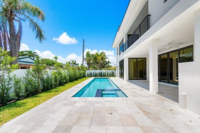 The Best of SoSo! Still time to customize! Five bedrooms estate