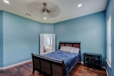 Motivated Seller!!!! This spacious and luxurious single -story 4