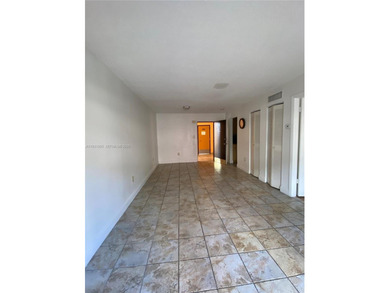 Fabulously located 1 bedroom / 1 bathroom apartment just minutes