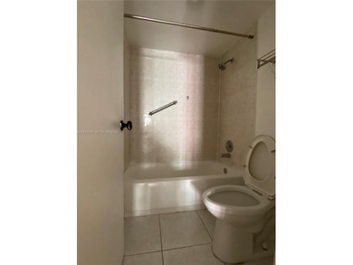 Fabulously located 1 bedroom / 1 bathroom apartment just minutes