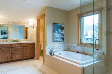 Rarely offered 2BD/2.5BA Summit II penthouse condo features