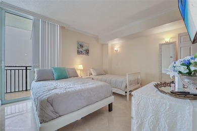 This beautifully updated 2-bedroom, 2-bathroom residence at King