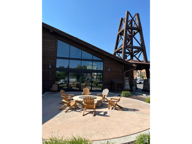 Ground floor Prospector Square studio condo with kitchen and