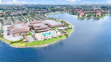 Beautiful 2 bedroom, 1.5 bath 2nd floor apartment in the highly