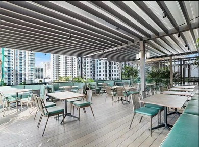 Enjoy breathtaking city views and Biscayne Bay Spectacular