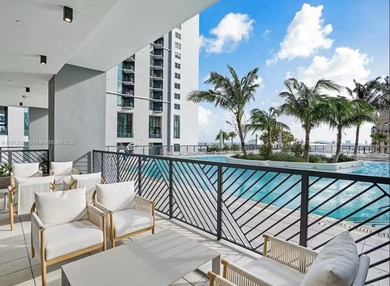 Enjoy breathtaking city views and Biscayne Bay Spectacular