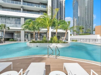 Enjoy breathtaking city views and Biscayne Bay Spectacular